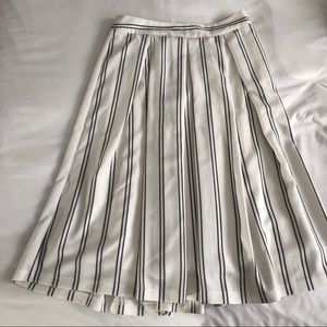 JOA | stripped skirt